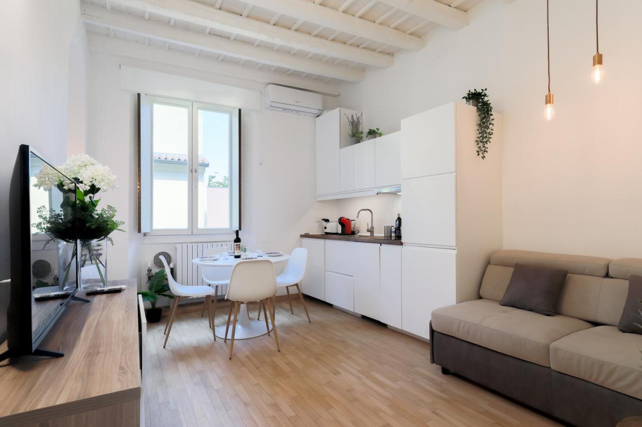 Duomo Apartment Milan Exterior photo